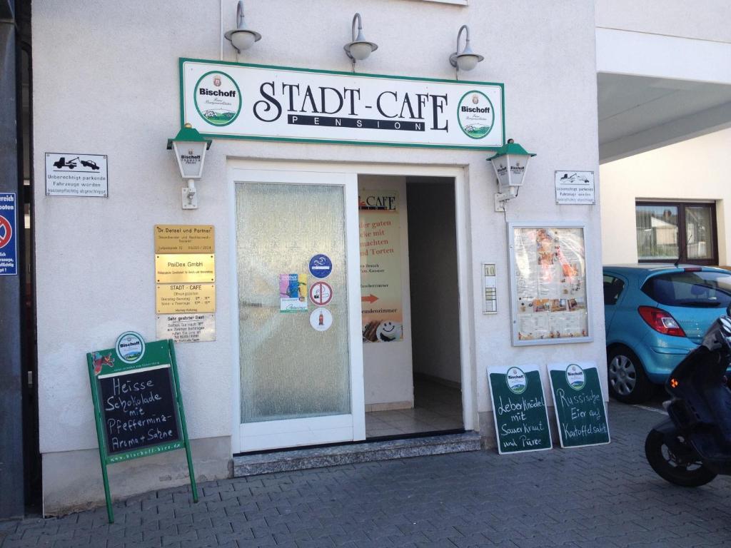 StadtCafé Pension Grünstadt Esterno foto